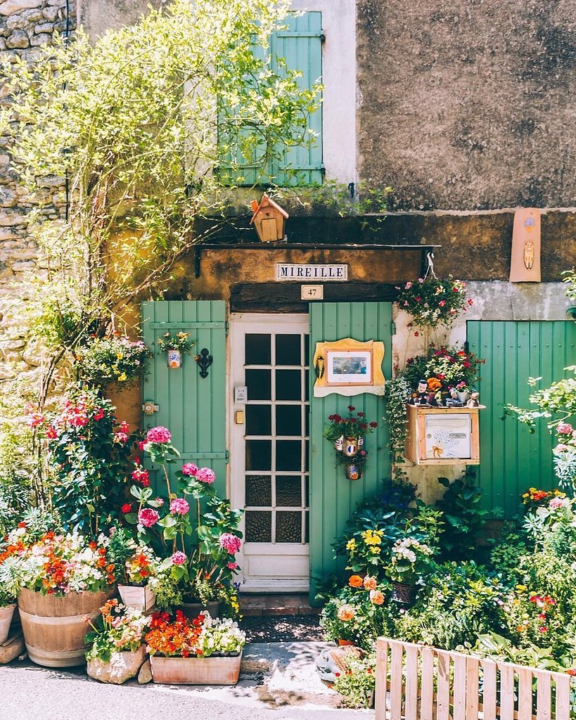 France - 8