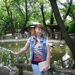 Ксения, 22, Астрахань