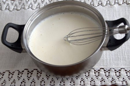 Наполеоновский творожный пирог.Сытный и ароматный пирог, созданный на основе творожных коржей, ... - 4