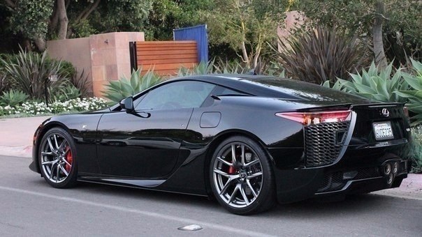 LEXUS LFA