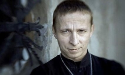 Почему люди считают, что имеют право разрушить чужие жизни? Уходя, обижая, не звоня, бросая на ветер ...