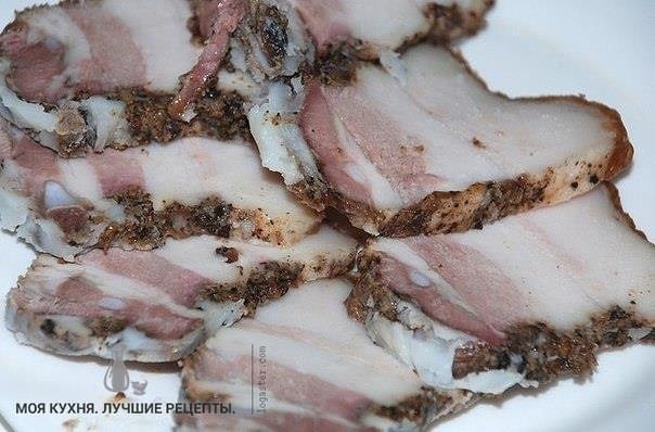 САЛО В ПАКЕТАХ - НУ ОЧЕНЬ ВКУСНО.Ингредиенты:свиная грудинка-1.5кг.чеснок-1-2головки.чёрный перец ...