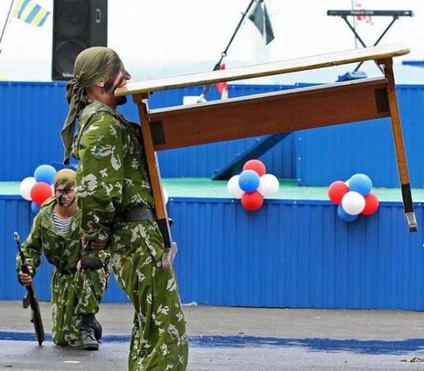 Сегодня на Фотостране День смелых решений. Начнем тогда с истинных смельчаков - разведчиков. Ну, а ... - 8