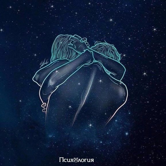 Счастье - это когда ты его любишь, а он тебя еще сильнее...