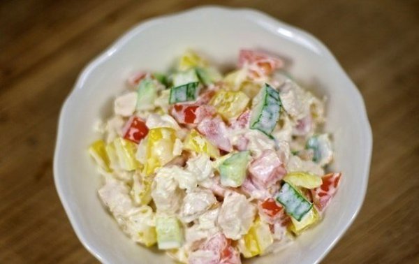 Подборка салатов со свежими ОГУРЧИКАМИ. 1. Куриный салат с яйцами и грибами Ингредиенты: Копченая ... - 9