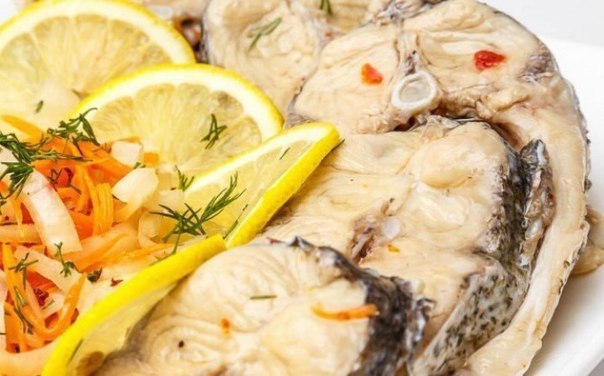 Моя стратегическая закуска к столу — МАРИНОВАННЫЙ ТОЛСТОЛОБИК. Гости с руками отрывают! Обычно в ...