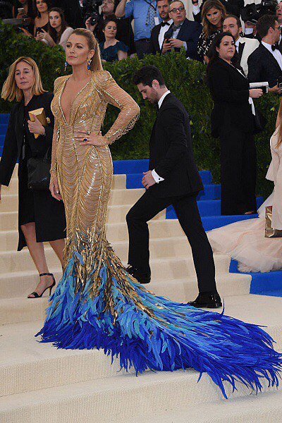  -      2017  Met Gala, ... - 6