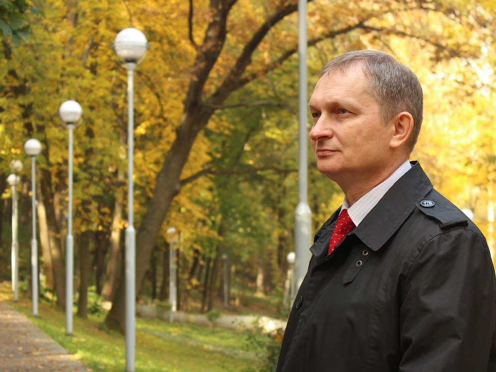 Кому то нравится лето и не нравится зима, кому то наоборот. Кто то обожает весну и ненавидит осень, ...