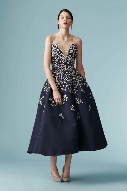 Carolina Herrera Resort SS 2017 Fashion Show - 5