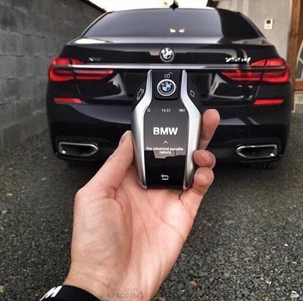    BMW 7