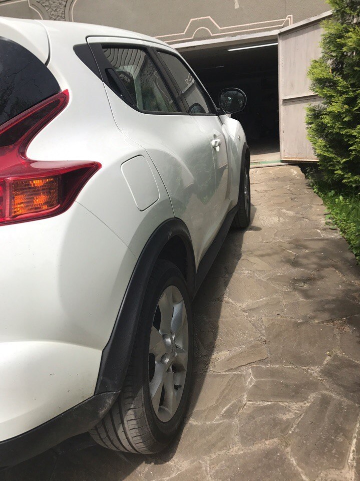 Nissan Juke 2013. 1,6 .     , .   ... - 2