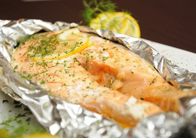 Вкуснейшая рыба запеченная с апельсином в сметане.на 100грамм - 84.61 ккалБ/Ж/У - ...