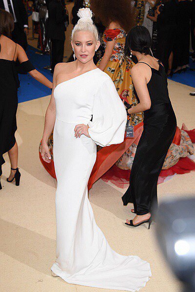   -      2017  Met Gala, ... - 4