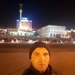 Andrey, 36, 