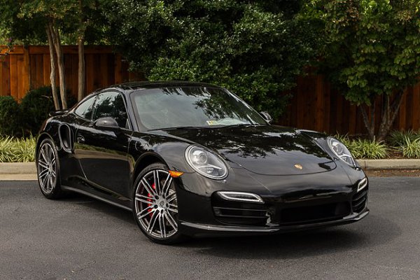 Porsche 911 Black Night