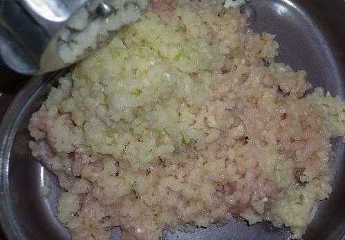 Котлеты для диеты -даже не знаю, какие они более – полезные или вкусные... .Пропорции такие - ... - 2