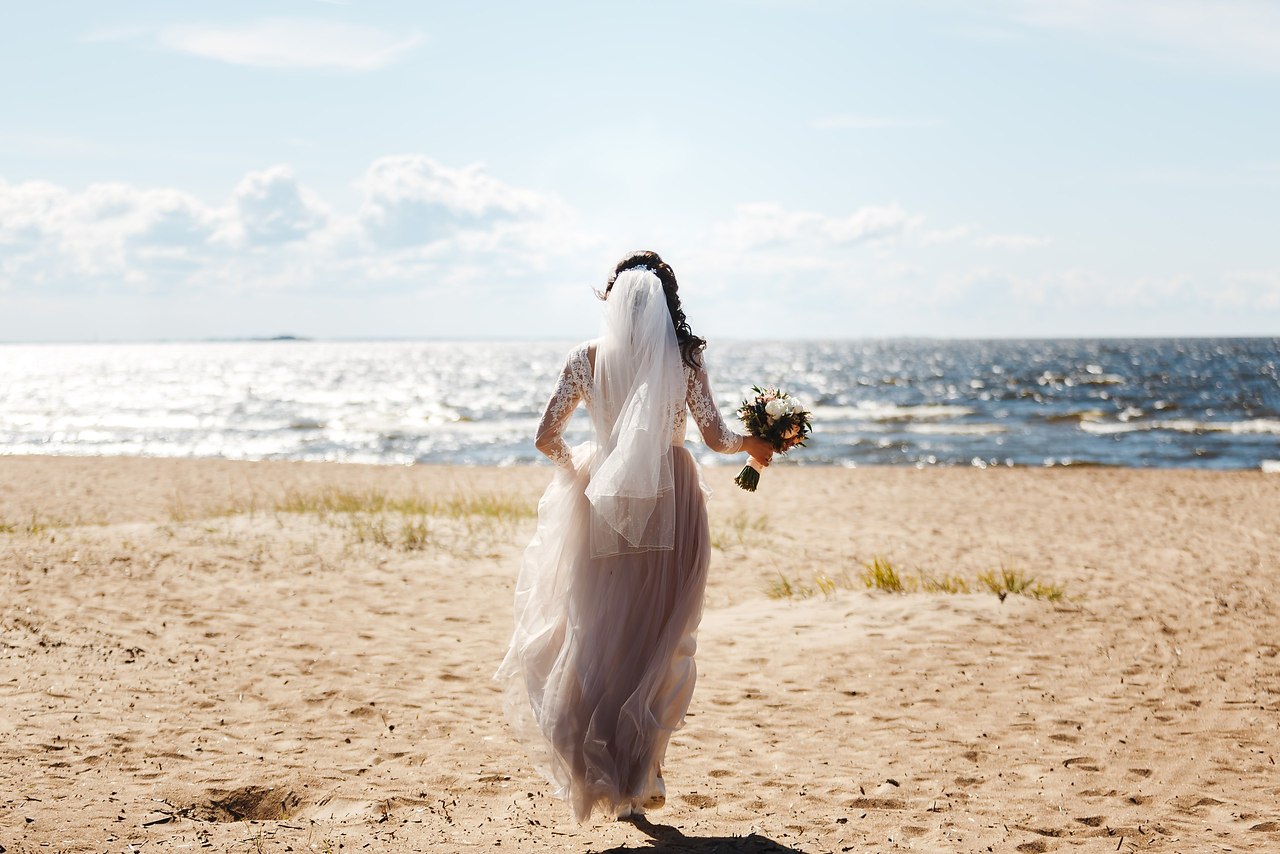      -. https://fotostrana.ru/away?to=/sl/TRh