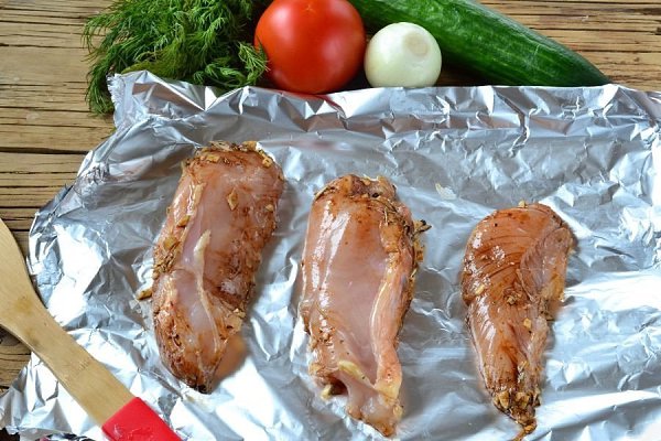 Шаверма с пикантной курочкой и чесночным соусом.Поделись рецептом с другом Ингредиенты:Куриная ... - 2