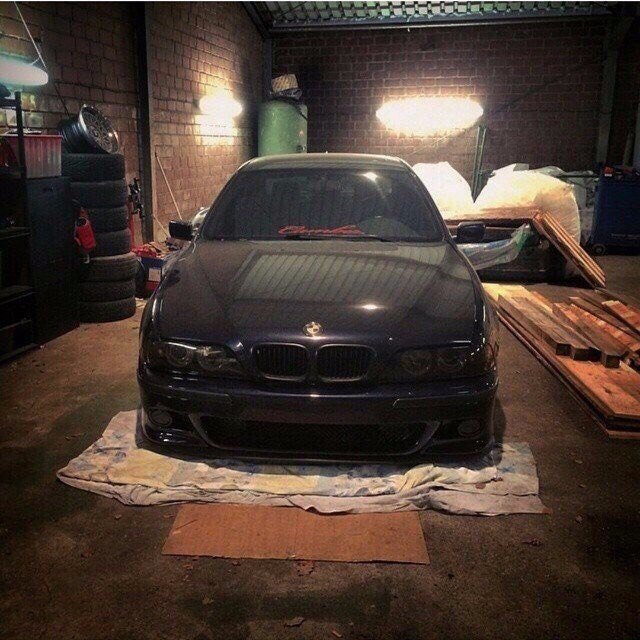 BMW M5 E39