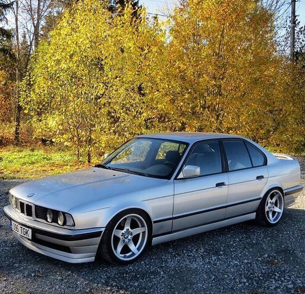 BMW 5 E34