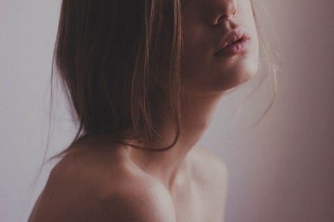 И она действительно тонула. тонула в море страхов, вины и раскаяния. Джоджо Мойес, «После тебя».