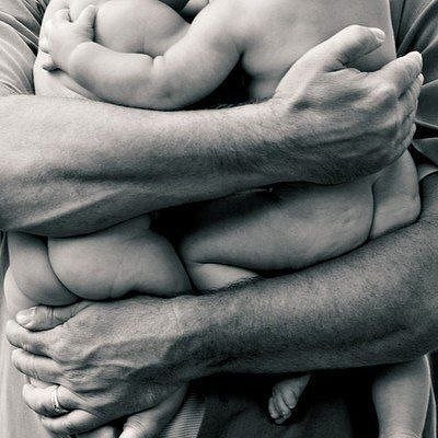 Чтобы вы сегодня ни хотели.И куда бы реки ни текли,Главное, чтоб дети не болели,Чтобы быть здоровыми ...