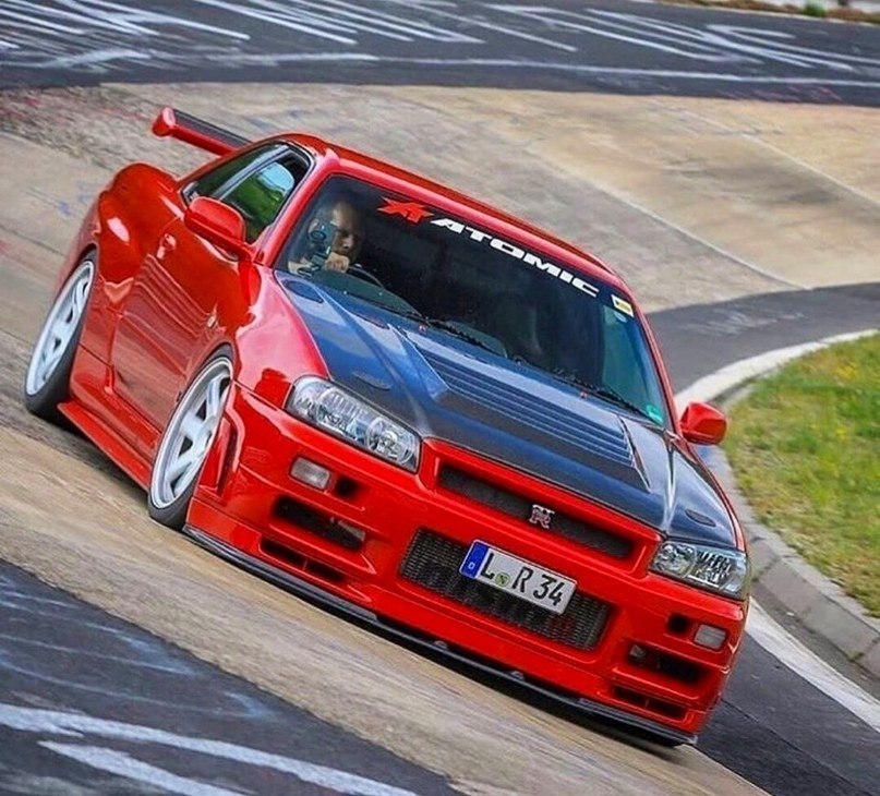 GT-R R34