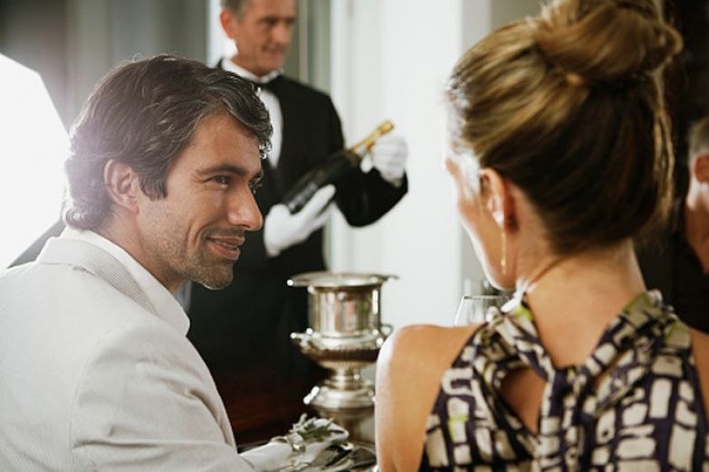 Постучись в мою дверь 2 сезон серкан. 7 эффектных. 7 эффектных. 7 эффектных. Миссия невыполнима 1996 эммануэль беар.