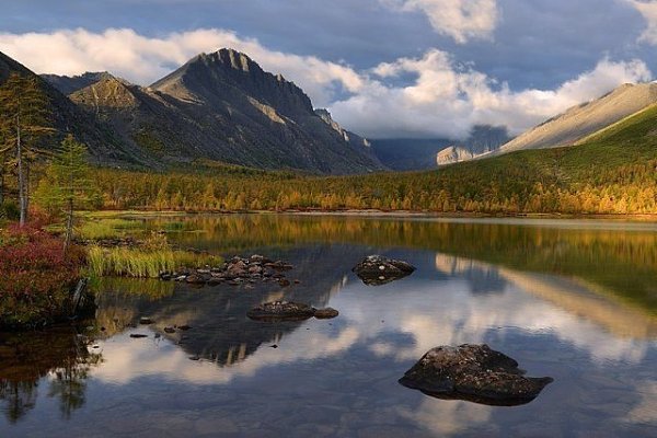 В окрестностях озера Джека Лондона. Магаданская область. .............................. - 4