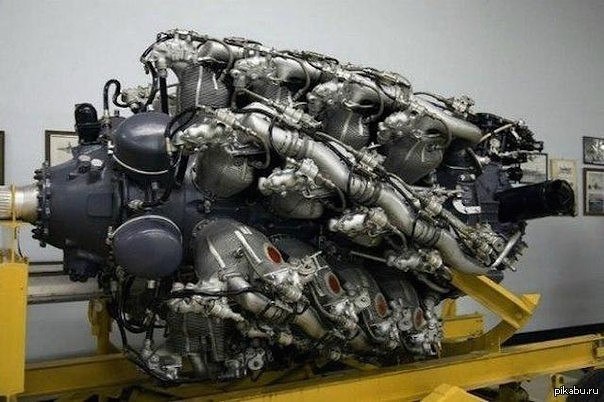  Pratt & Whitney Aircraft Engine.    ...