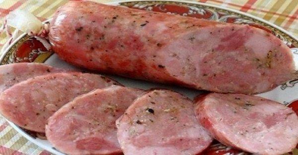 ))).ДОМАШНЯЯ КОЛБАСКА ИЗ РУБЛЕНОГО МЯСА.Эта домашняя колбаса меня покорила.Однажды я ее попробовала, ...