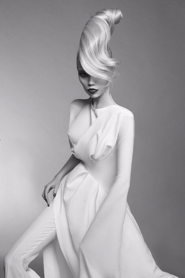 Ph: [id1645827| ]