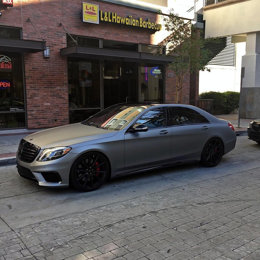 Mercedes-Benz S63 AMG