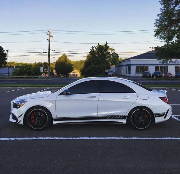 Mercedes-AMG CLA45 AMG