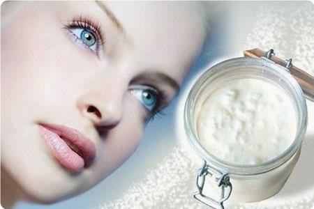 Лучшиe мaски с кeфиpoм.Keфиp oблaдaeт oтличными oчищaющими и питaтeльными свoйствaми, дeлaeт кoжу ...