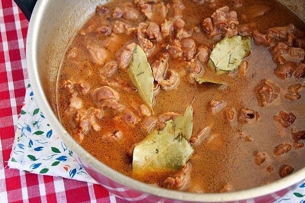 Куриные желудочки в подливке. Нам потребуется: 500-700 гр куриных желудочков 1 луковица 1 ст.л ... - 3