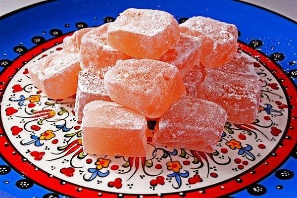 Рахат Лукум.Ингредиенты:-3 стакана сахара,-6 стаканов воды,-3 стакана крахмала,-1/2 стакана ...