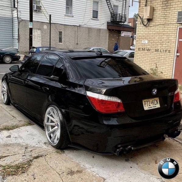 BMW M5 E60