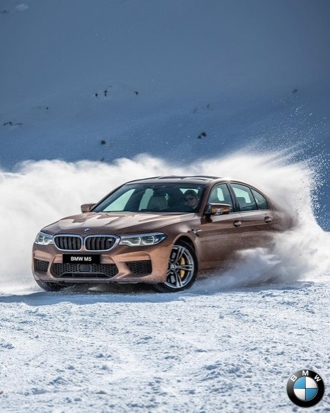  e e oec, o   ..co o   e BMW M5