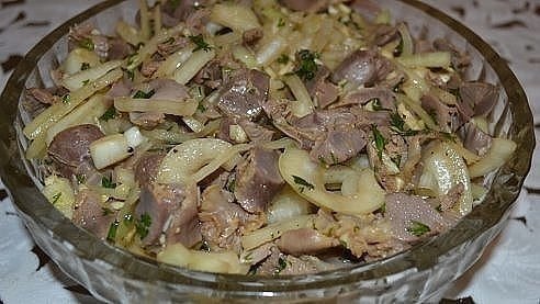 Маринованные куриные желудочки в соевом соусе пикантные и невероятно вкусные. Для приготовления нам ...