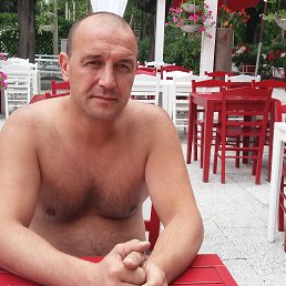 Ivan, 42, 