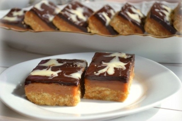 - . :    300     220   ...