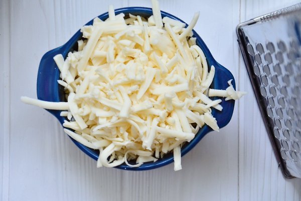 Рубленые куриные котлетки с сыром.Необычный способ приготовить куриную грудку, который реально ... - 4