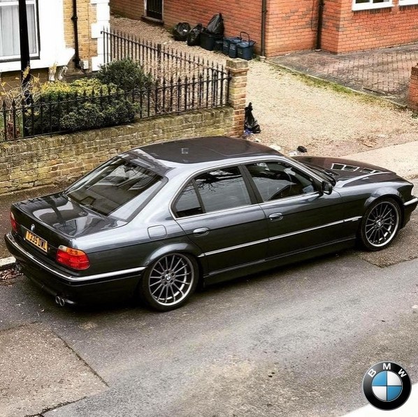 ap BMW (E38)