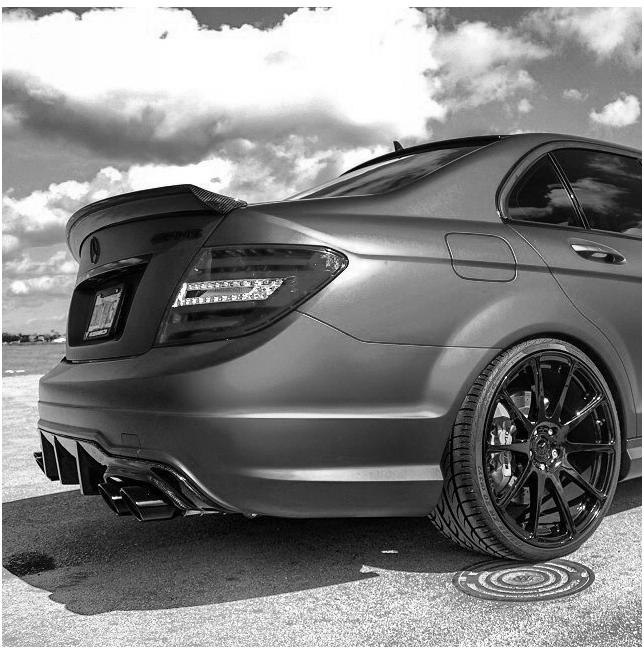 Mercedes-Benz C63 AMG