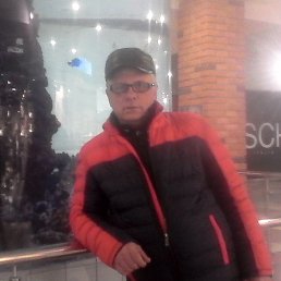 Valentin, 56 , 