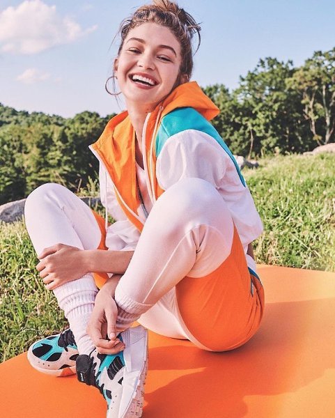Джиджи Хадид создала новую коллекцию спортивной одежды для Reebok: Gigi x ... - 4