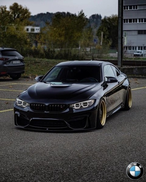 BMW M4