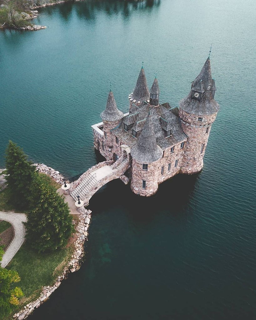 Замок Болдта (Boldt Castle) // тысяча островов (Онтарио)