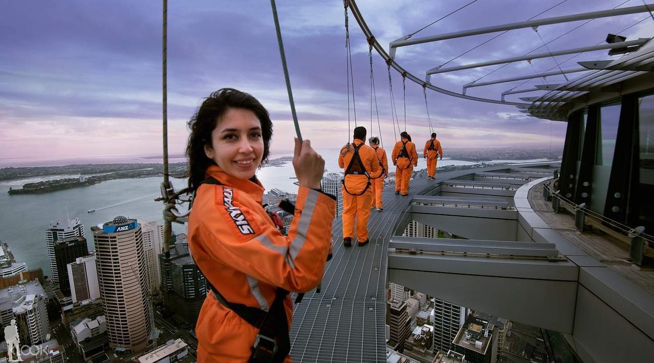      .     -  SkyWalk,   ... - 2